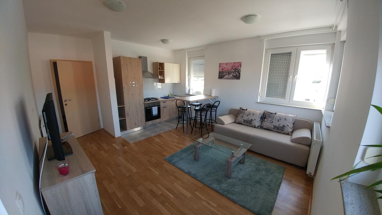 Apartment Daphnia Загреб Екстериор снимка