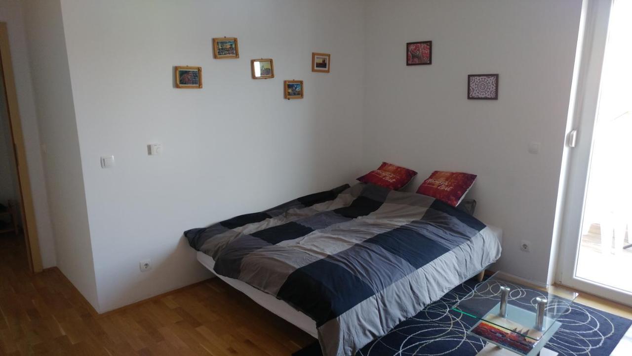 Apartment Daphnia Загреб Екстериор снимка