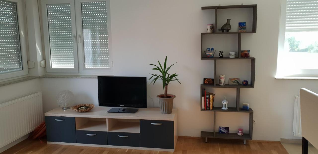 Apartment Daphnia Загреб Екстериор снимка